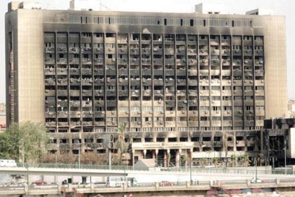 أحزاب وتنظيمات العسكر.. كيف دمرت الحياة في مصر على مدى 70عاما؟